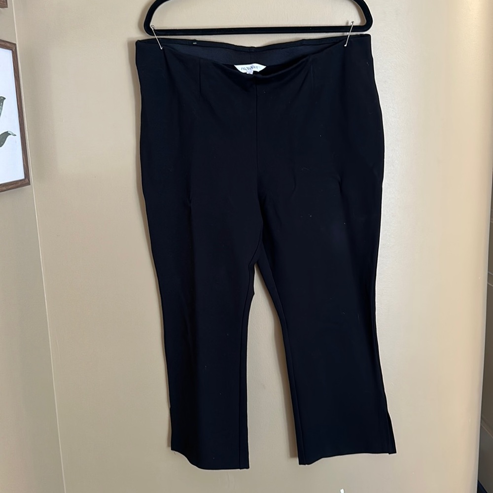 Wide leg, stretchy dress pants